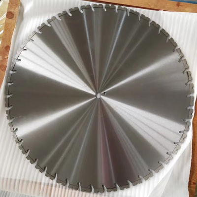 le mur de diamant soudé par laser de 600-1600mm scie des lames sans flux - couper des trous de boulon