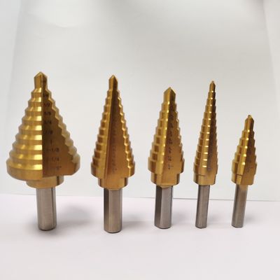La nitrure titanique de 8 PCS HSS a enduit 25mm Diamond Core Drill Bit